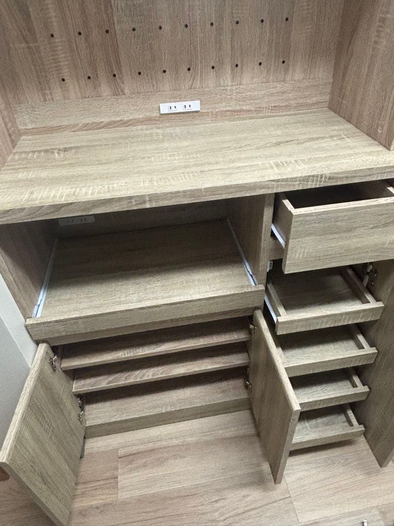 【まつい】ライトウッド 食器棚 ガラス扉付き