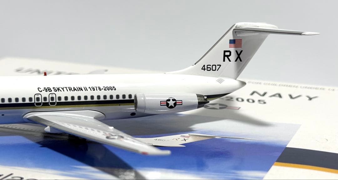 INFLIGHT 1/200 DC-9-30 アメリカ海軍C-9B