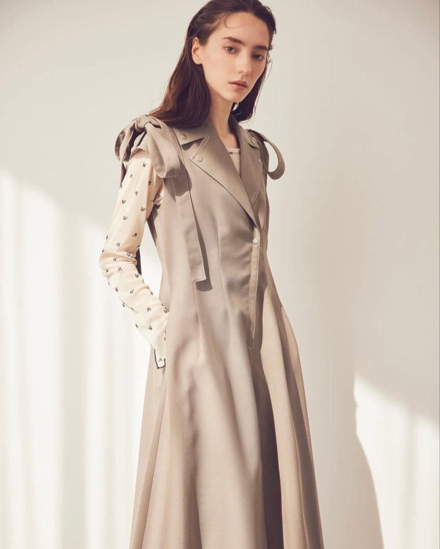 【美品】Aimeine エメイン　肩リボン付きオールインワン　サイズS