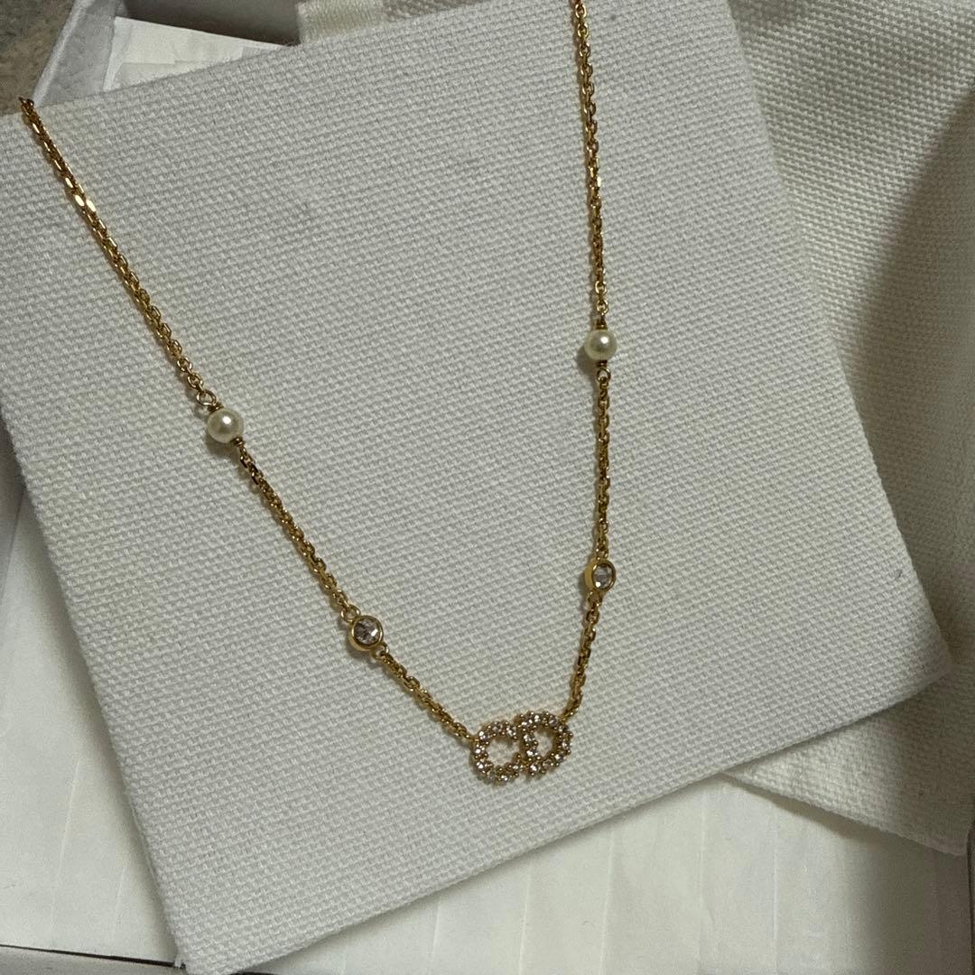 Christian Dior パールネックレス箱、保存袋付き【超美品】