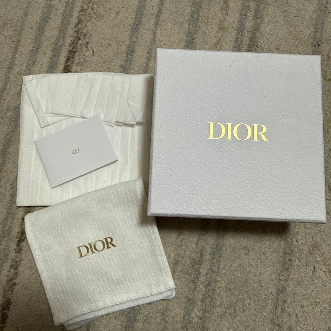 Christian Dior パールネックレス箱、保存袋付き【超美品】