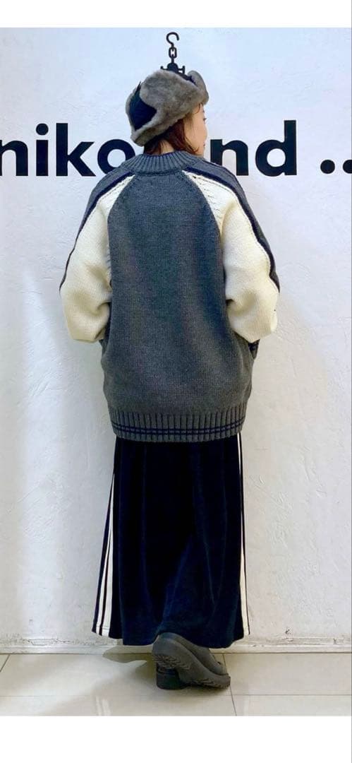 スカジャン風ニットブルゾン　ニコアンド