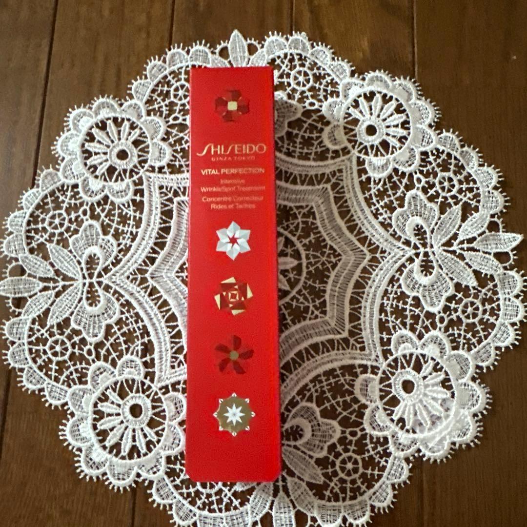 資生堂　バイタルパーフェクションリンクルソフトディープレチノホワイト5