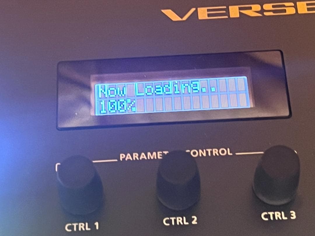 Roland Verselab MV-1 + セミハードケース