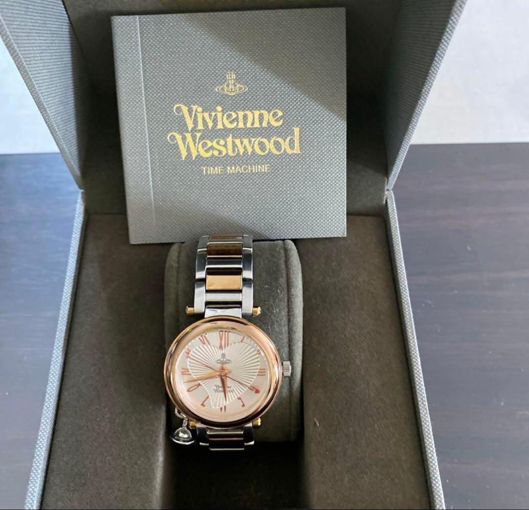 ヴィヴィアンウエストウッド　チャーム付き腕時計