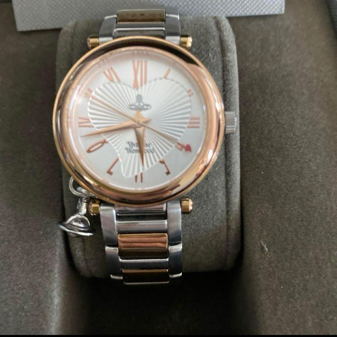 ヴィヴィアンウエストウッド　チャーム付き腕時計