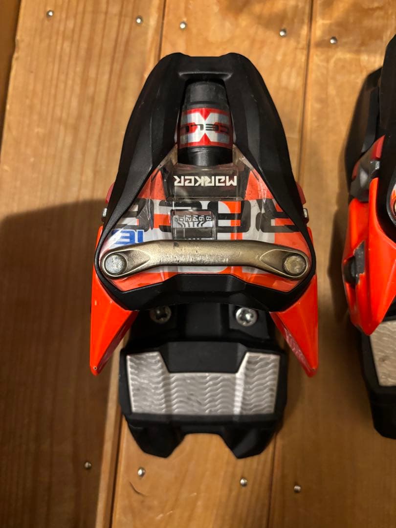 Marker Race ビンディング XCELL 18レッド/ブラック