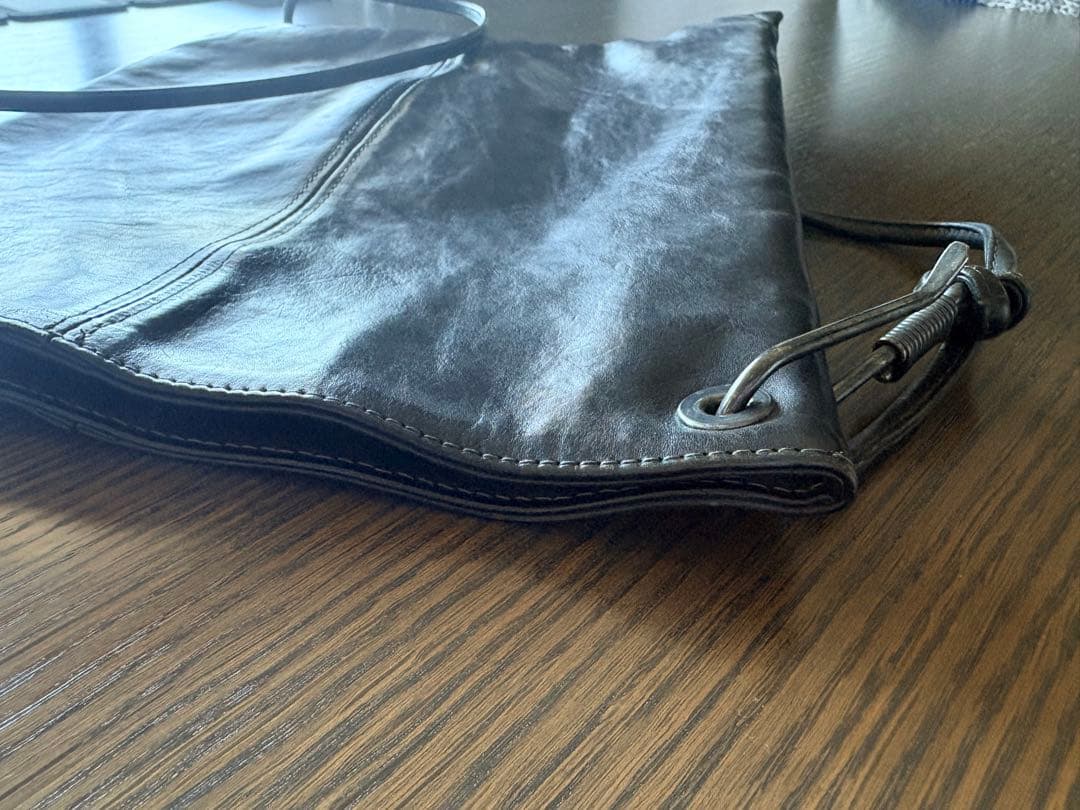 ATTACHMENT 黒 レザー ショルダーバッグ