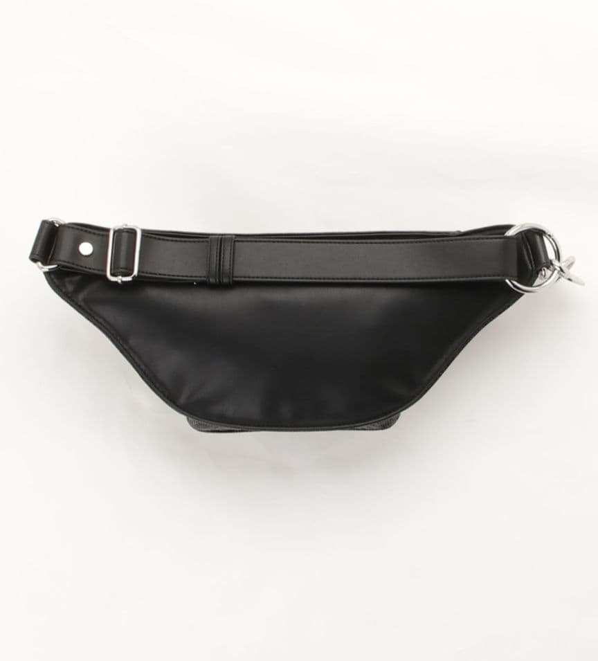 DIESEL　黒 ボディバッグ・ウエストポーチ