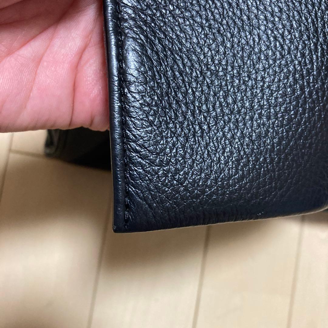 ⭐︎なみ様⭐︎イアパピヨネ　ワイドテープ黒 レザーボディバッグ