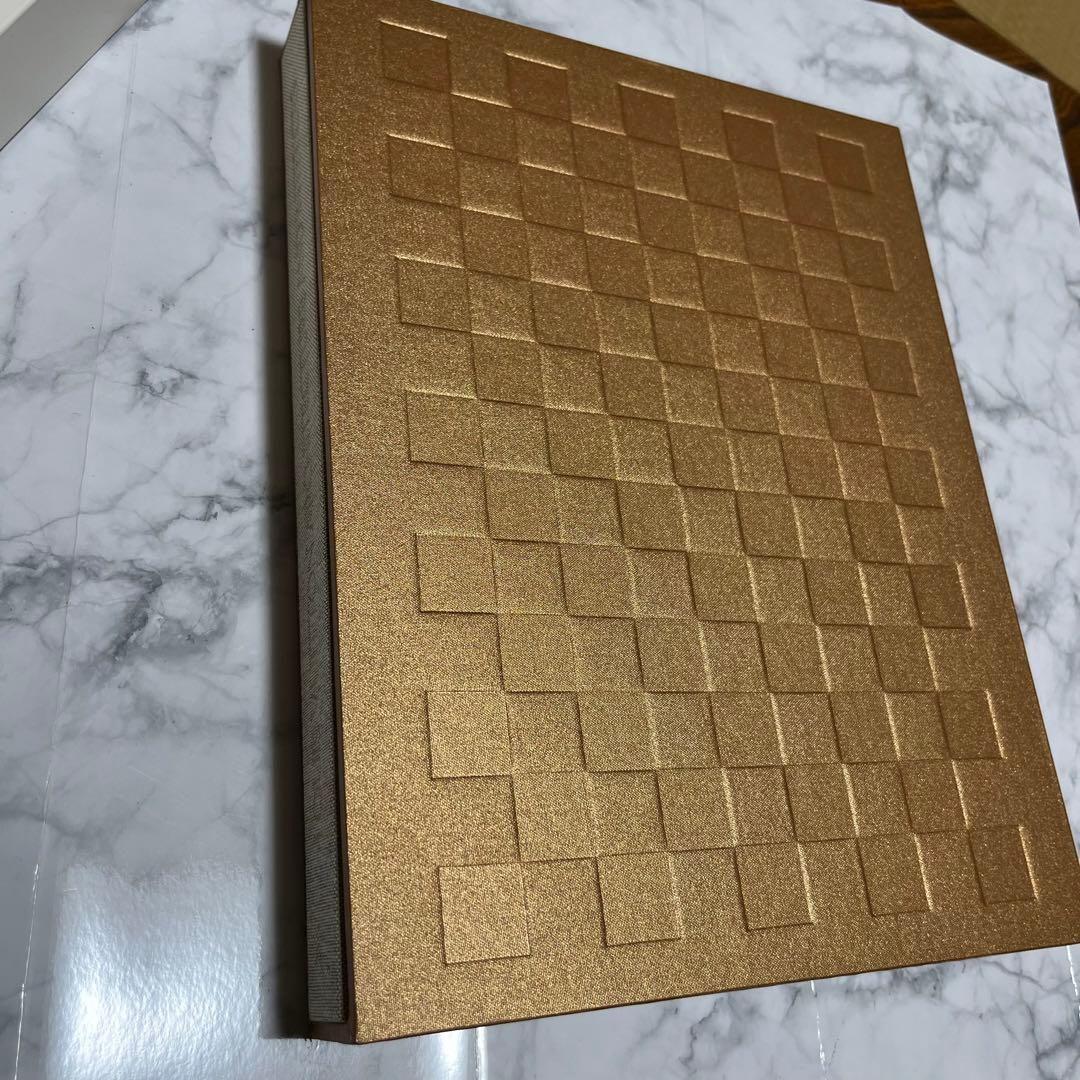 洋書 LOUIS VUITTON ARCHITECTURE & INTERIORS