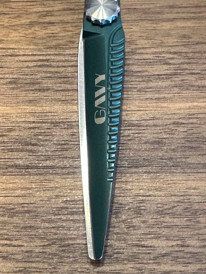 新品 s102 GAVY 6インチ カットシザー 手ネジ 理容　美容 専用品