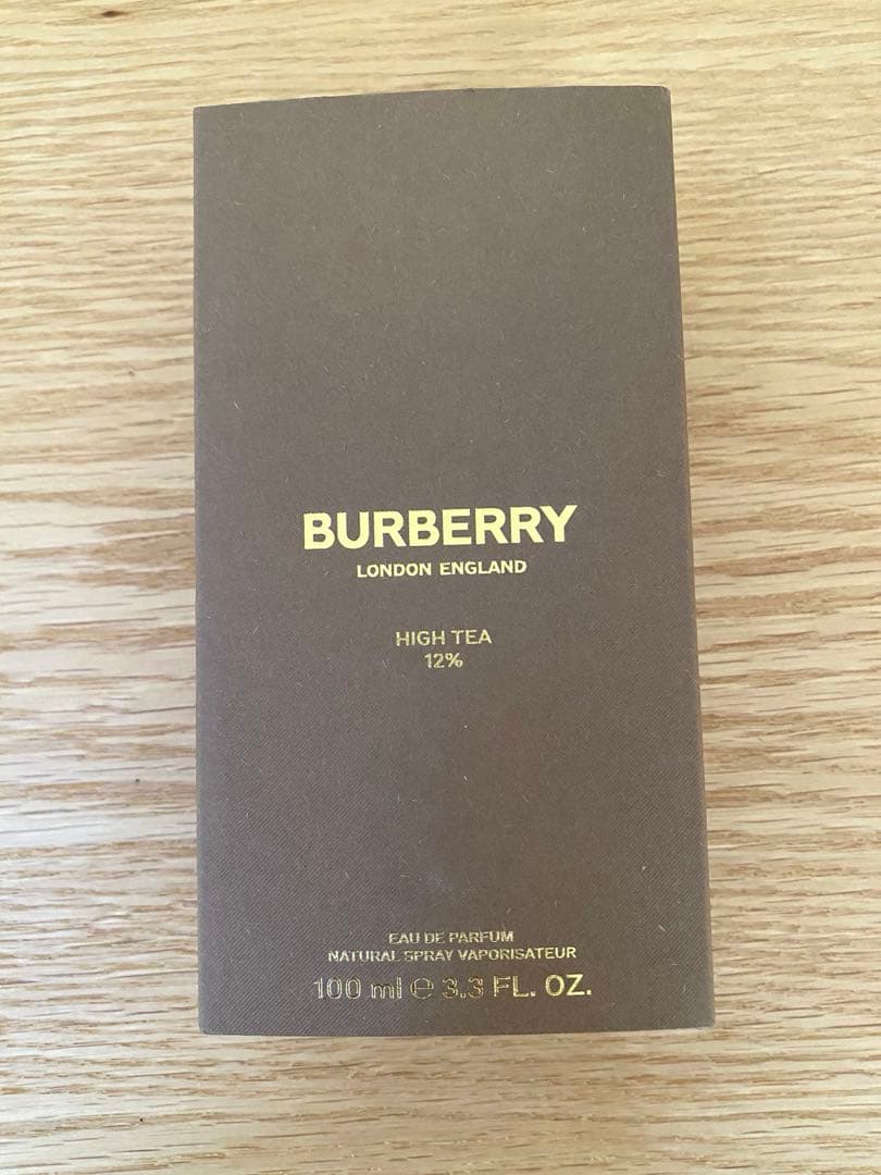 【新品未使用】バーバリーシグネチャーハイティーオーデパルファム100ml 香水
