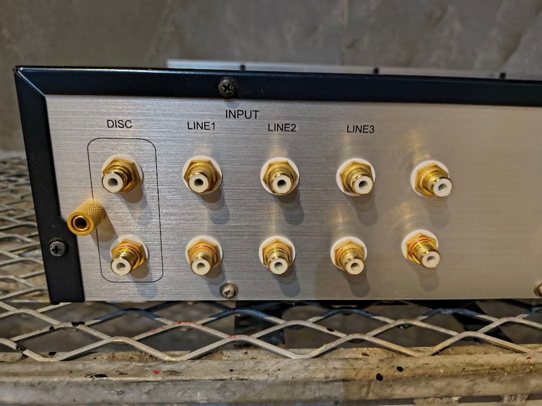 AUDIO DESIGN DCP-FE105 プリアンプ