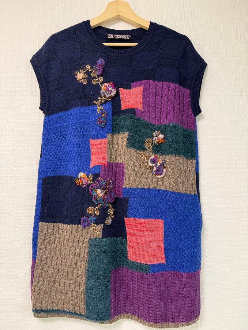 新品☆ニットワンピース☆佐藤繊維☆フリーサイズ☆定価3.9万+税