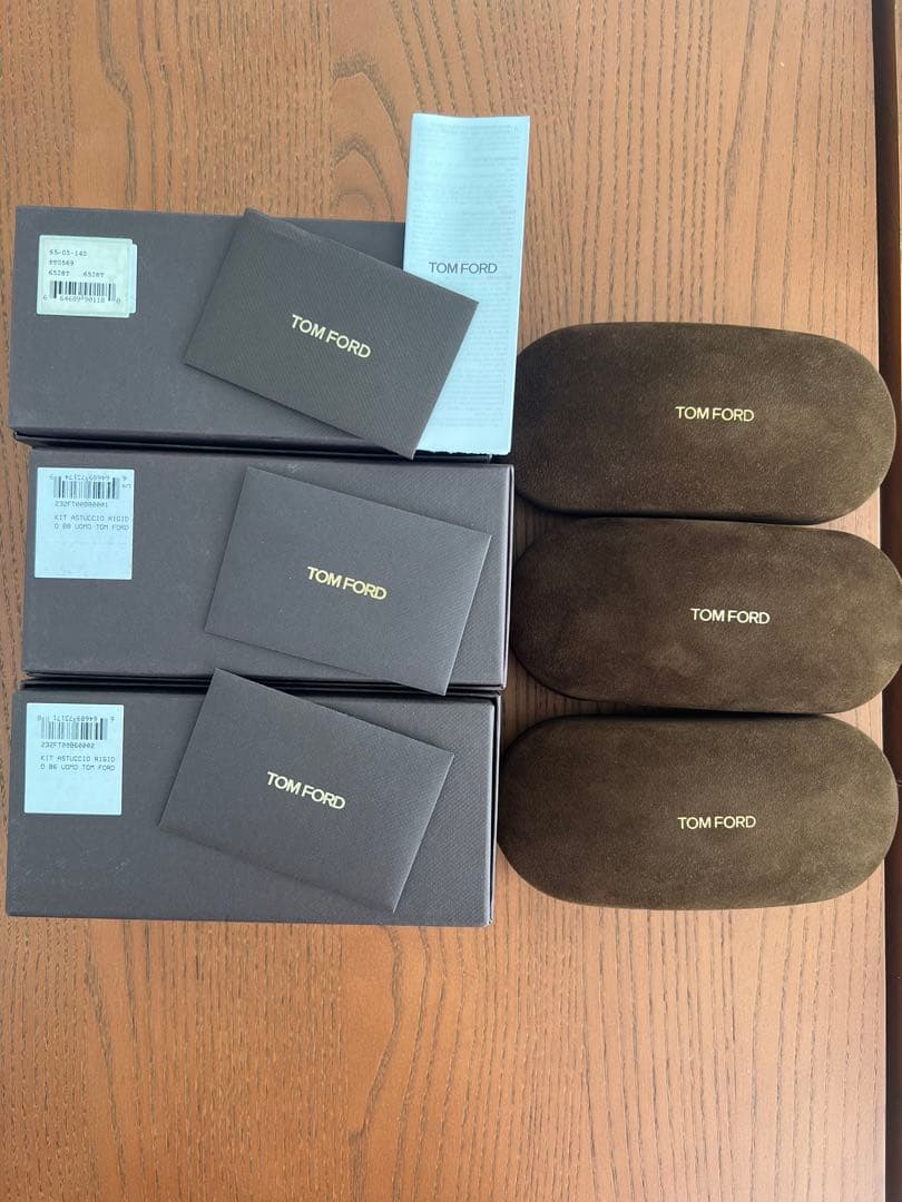 TOM FORD サングラスケース3個セット