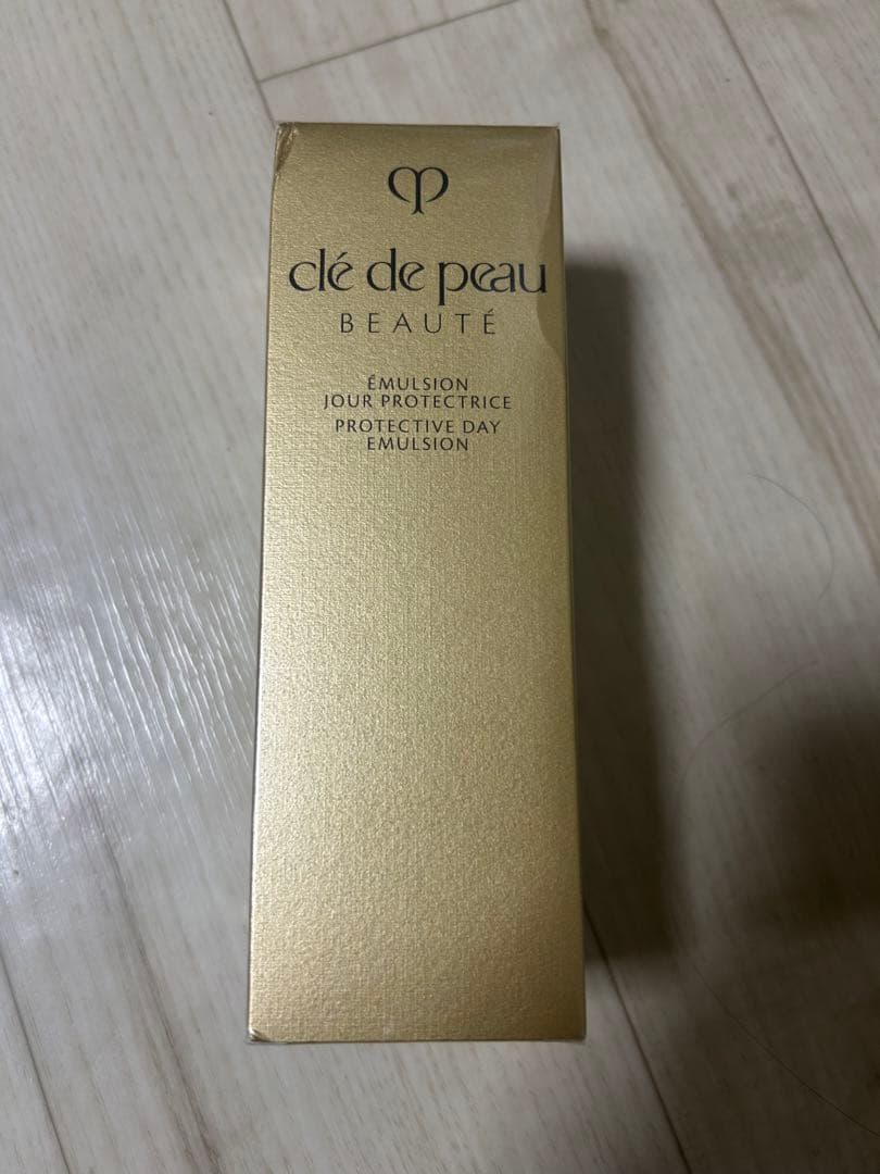 クレドポーボーテ 日中用乳液 りに