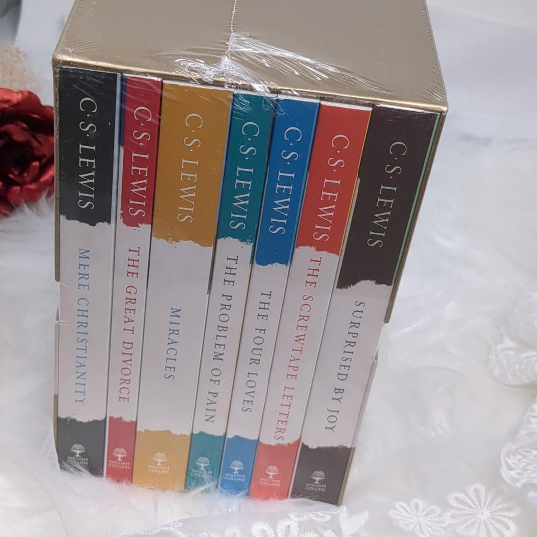 新品未開封✨CSルイス・シグネチャー・クラシック全集／7冊BOXセット