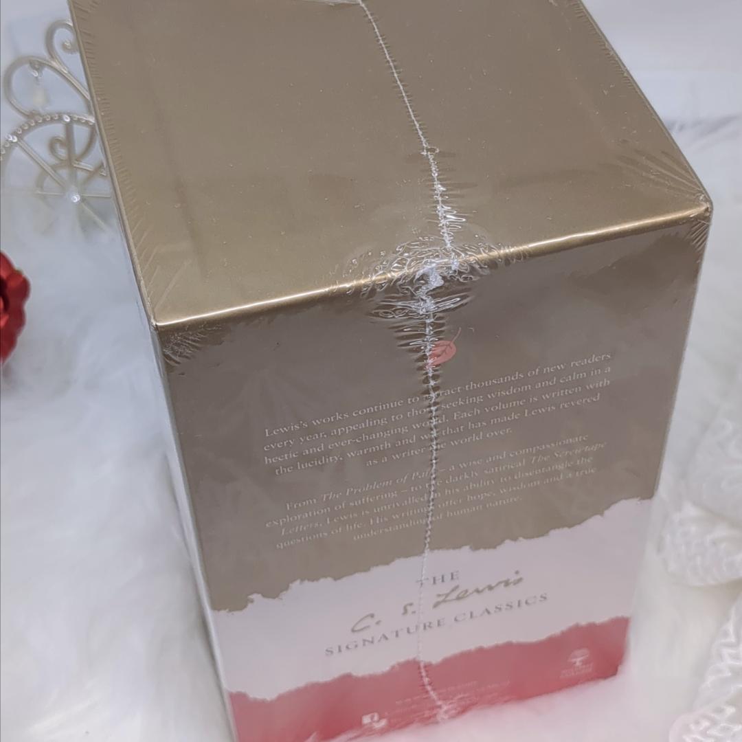 新品未開封✨CSルイス・シグネチャー・クラシック全集／7冊BOXセット