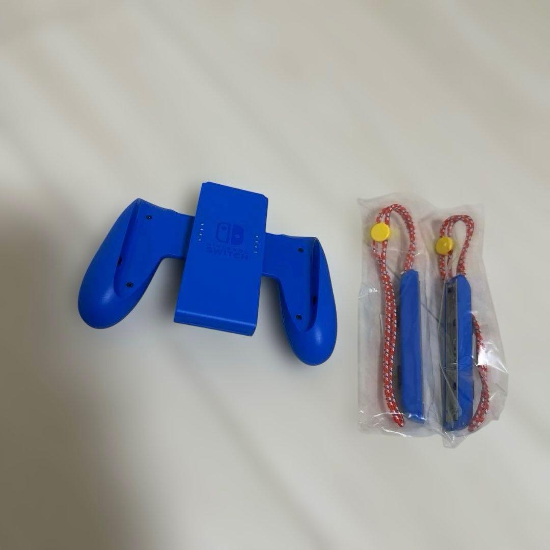 Nintendo switch 本体 マリオレッド