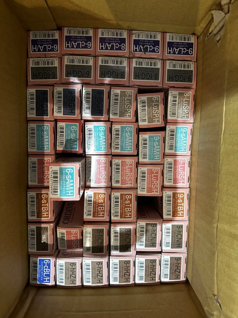 超格安！多様なカラーリング剤セット！ 未使用100本以上 使いかけ100本以上