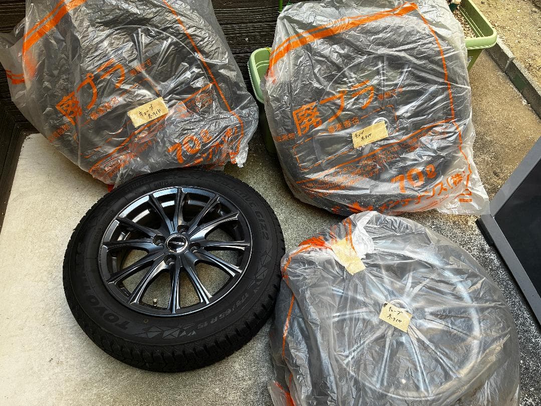 【送料込】175/65R15 スタッドレス4本セット＋アルミ WAREN
