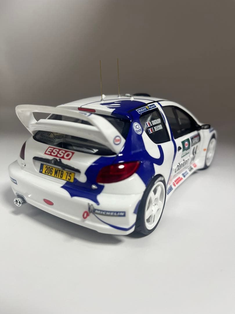 タミヤ 1/24 プジョー206 WRC プラモデル完成品