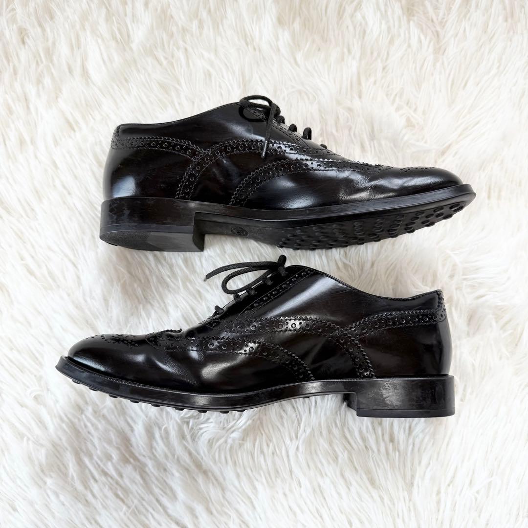 トッズ ウィングチップ オックスフォード レザーブローグ ブローギング シューズ