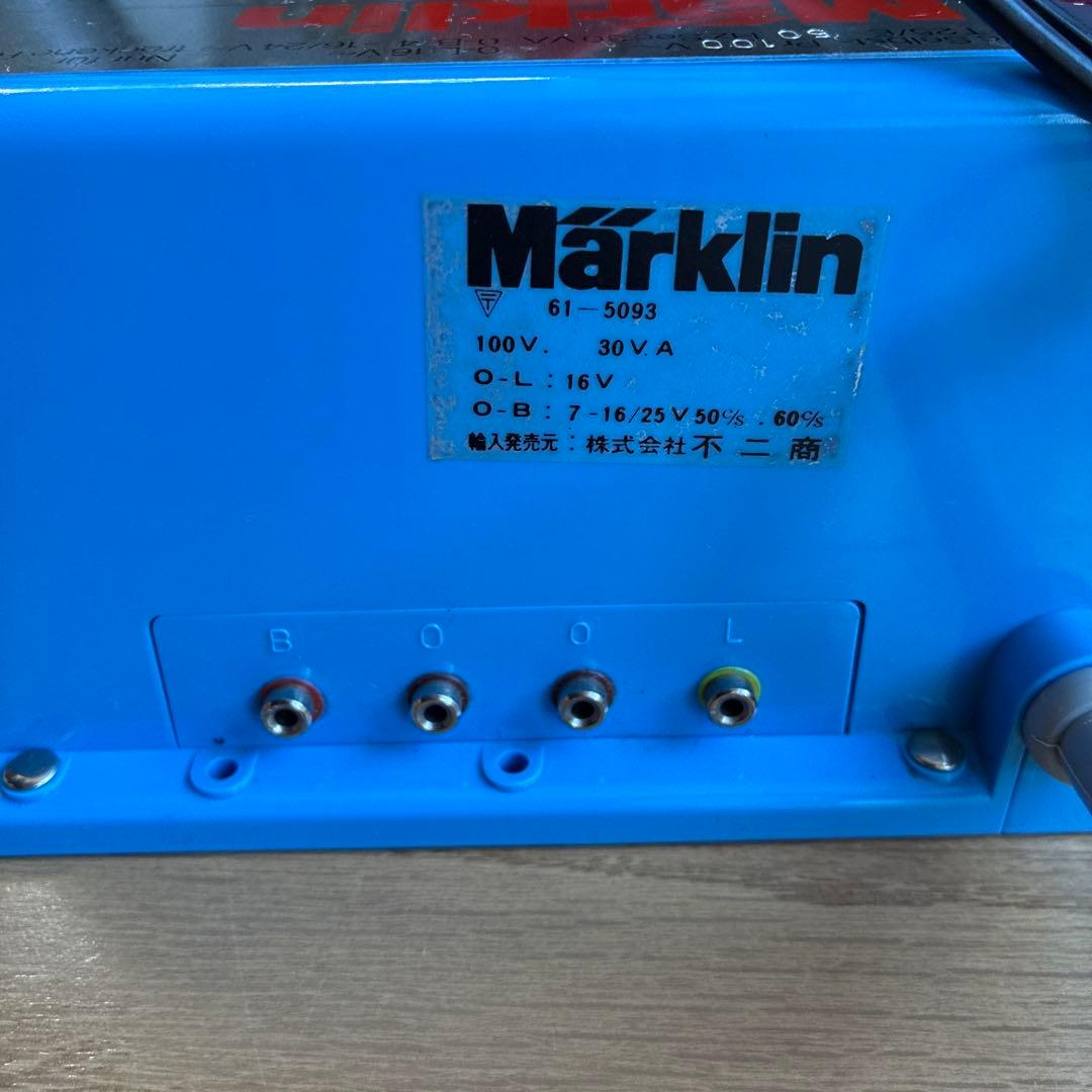 メルクリン HO 6620トランス + 引込線付きKトラックオーバルセット