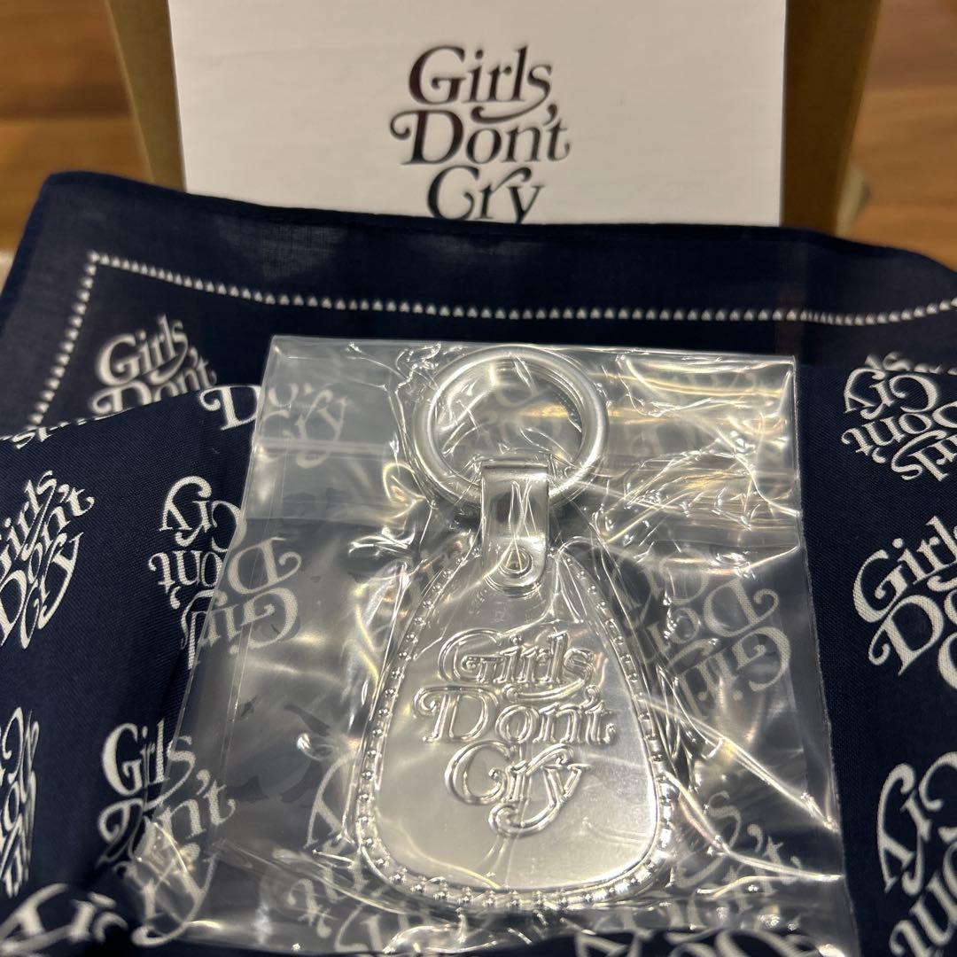 小物 Girls Don't Cry Key Ring Silver925