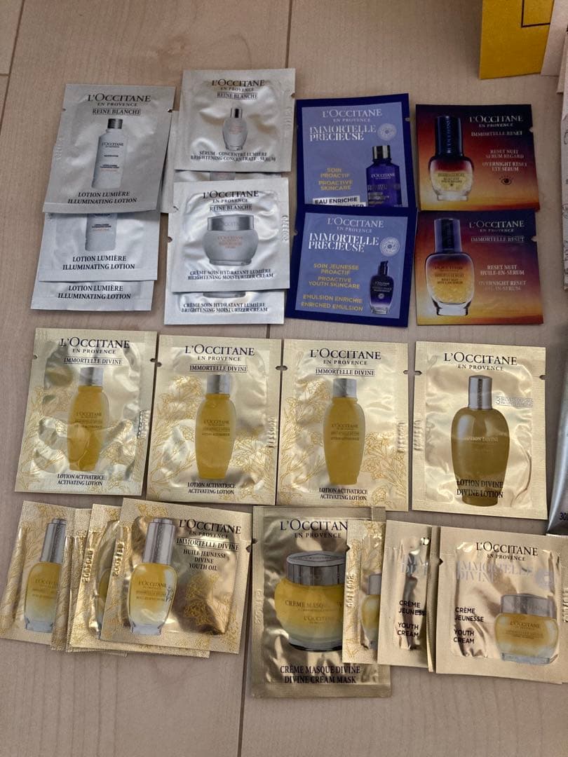 ロクシタン ハンドクリーム　ネイルオイル　ハンドソープ　スパチュラ　ディヴァイン