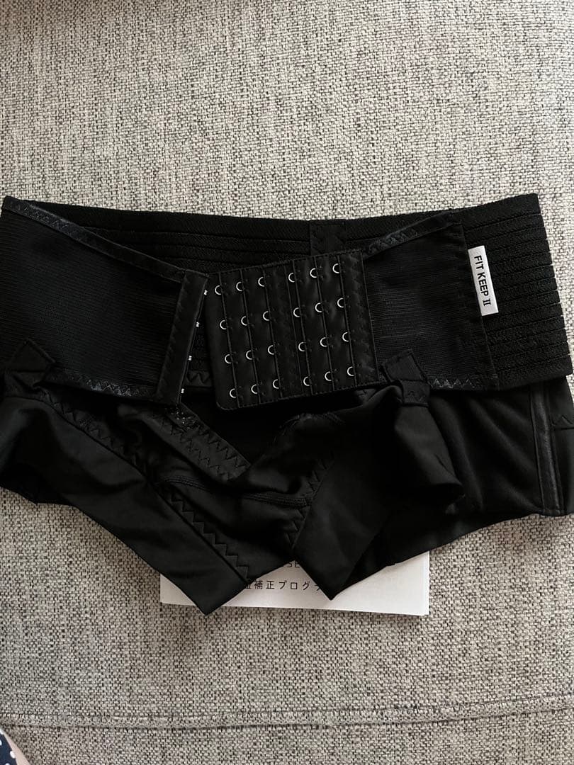 新品フィットキープ2骨盤ベルトＭサイズ