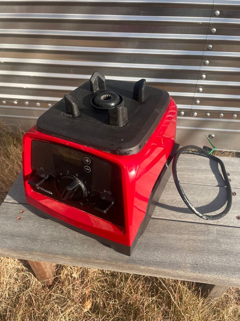 中古　Vitamix 赤 ブレンダー 10段階速度設定