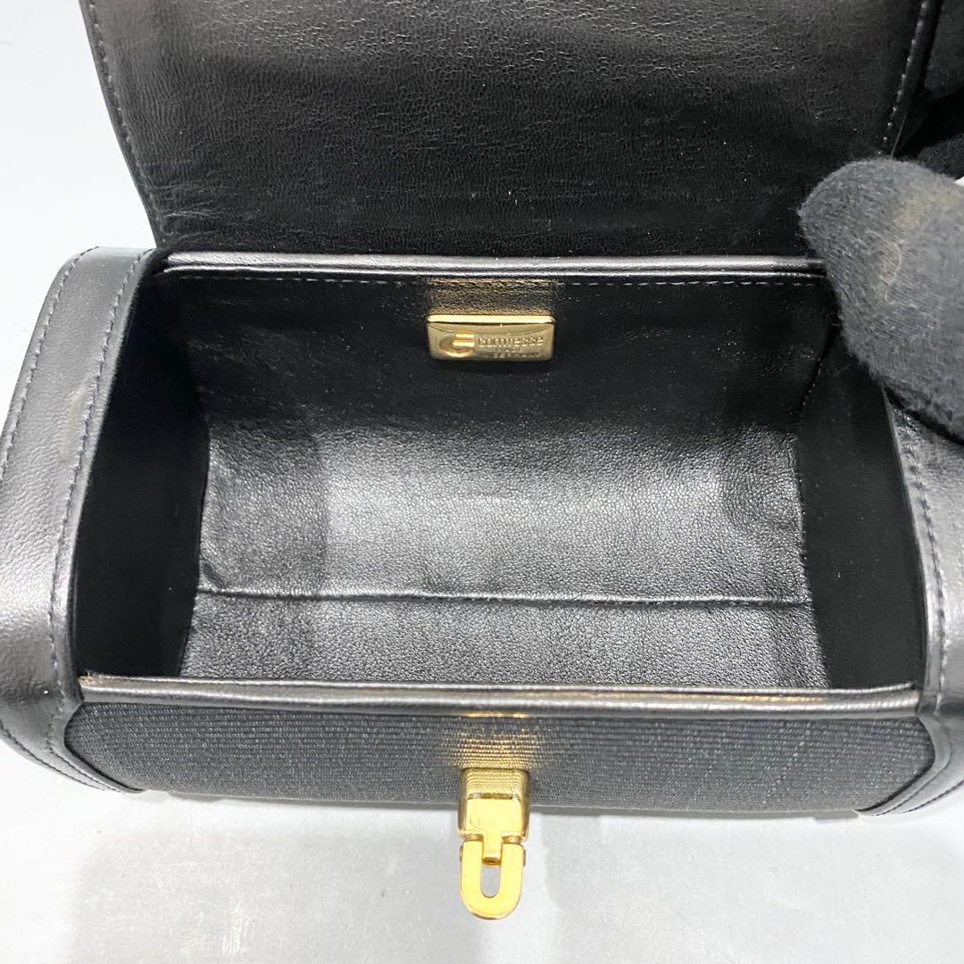 極美品 comtess コンテス ホースヘアー ミニバニティバッグ