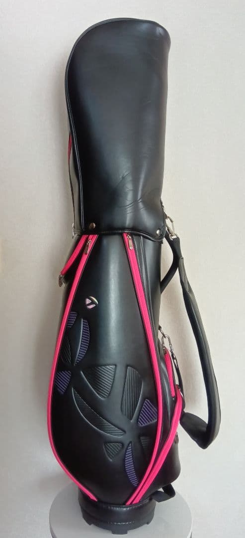 テーラーメイド　レディース ゴルフバッグ軽量