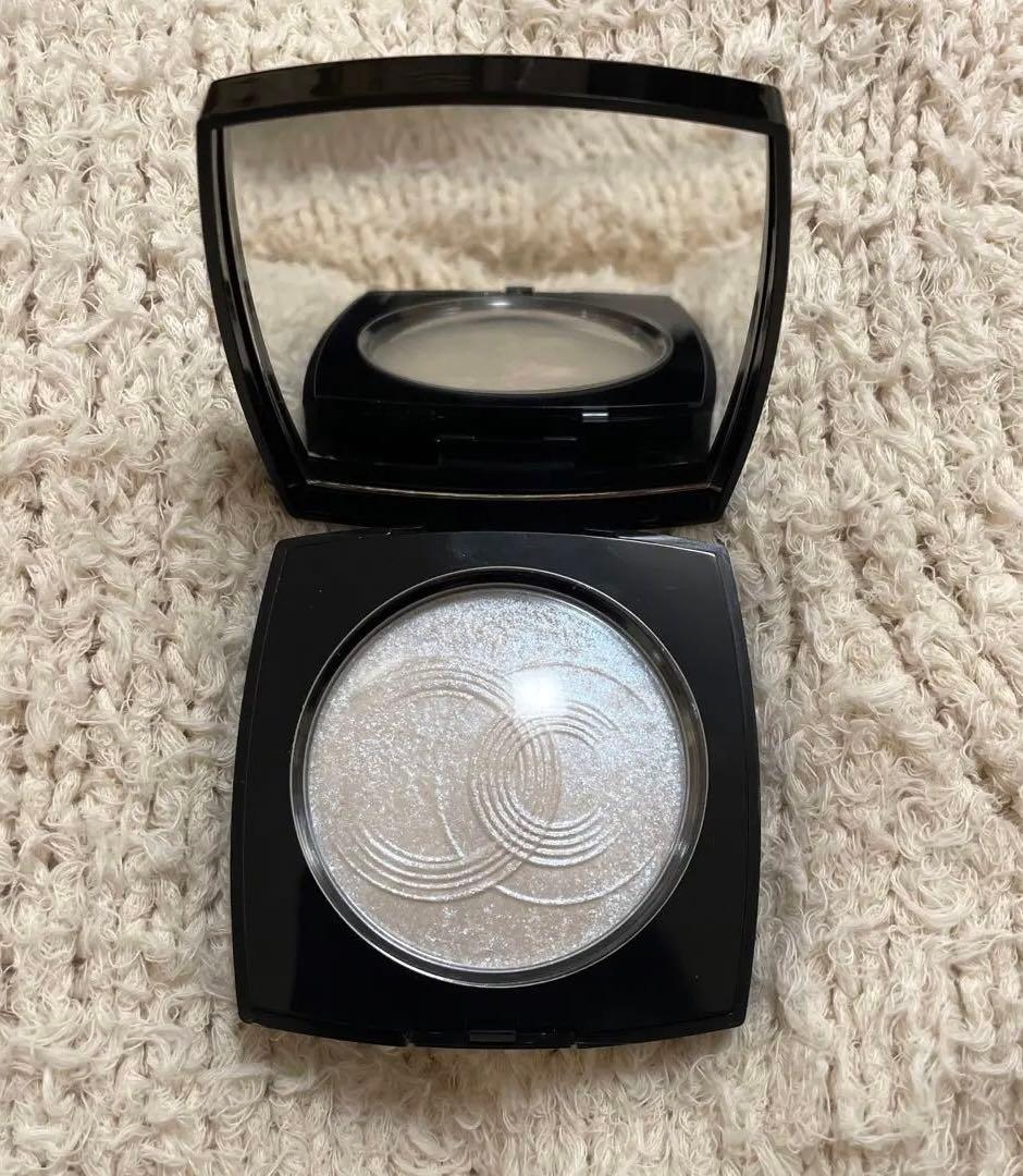【限定】CHANEL ルミエールドゥローシャン