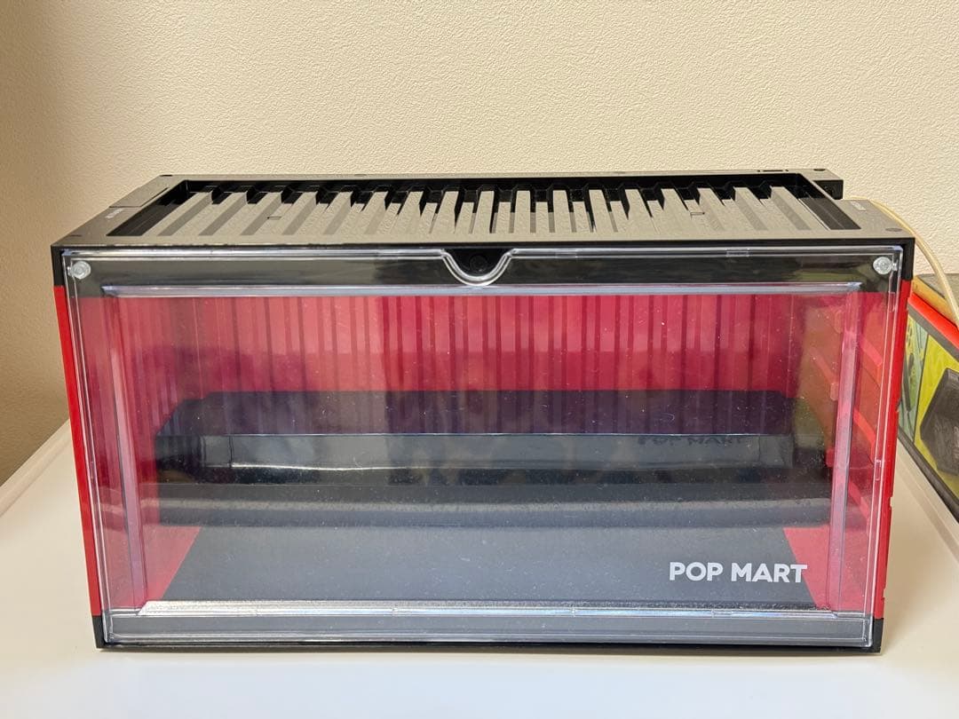 POP MART 100% ライト付き ディスプレイ コンテナ 2個セット