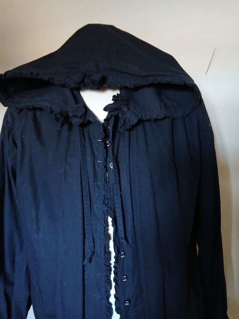 専用です。ピンクハウスフード付きブラック長袖ロングシャツ