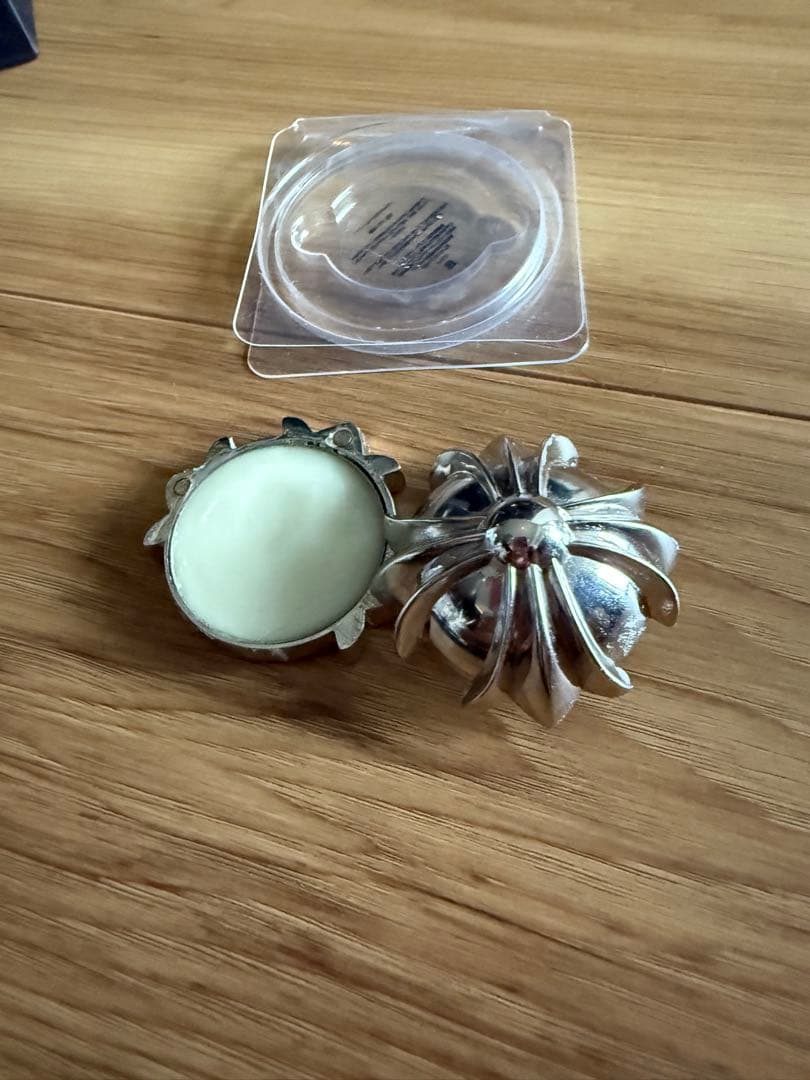 クロムハーツ シルバー練り香水　メンズ