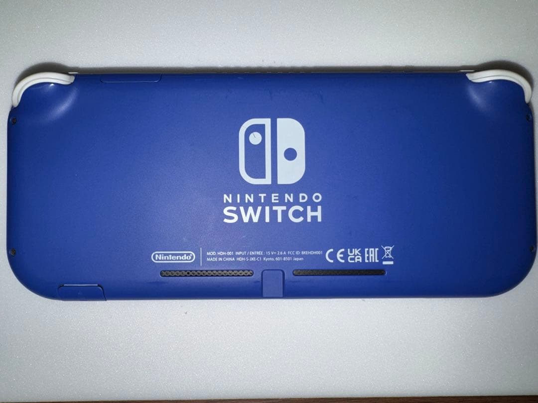 NintendoSwitch light 本体＋カバー＋ケース