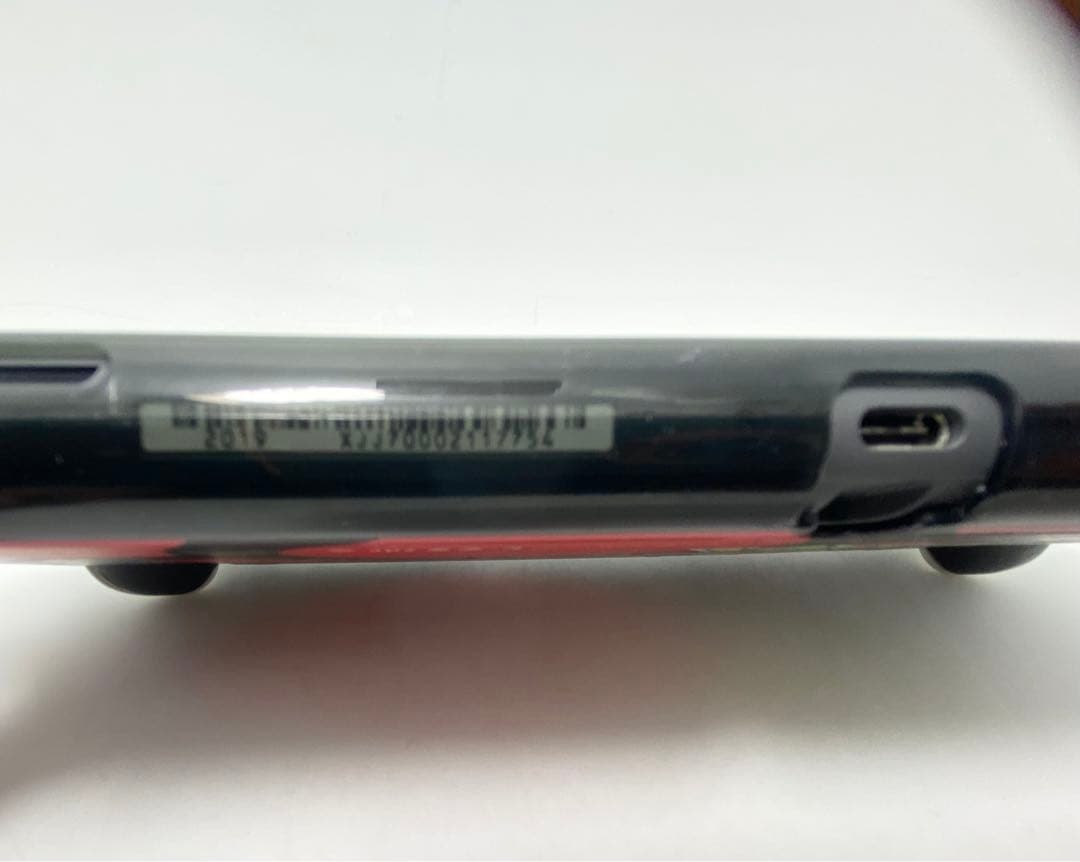 Nintendo Switch Lite Pikachuデザイン