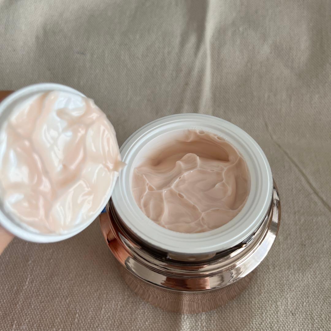 ランコム　アプソリュ ザ　ソフト クリーム　60ml