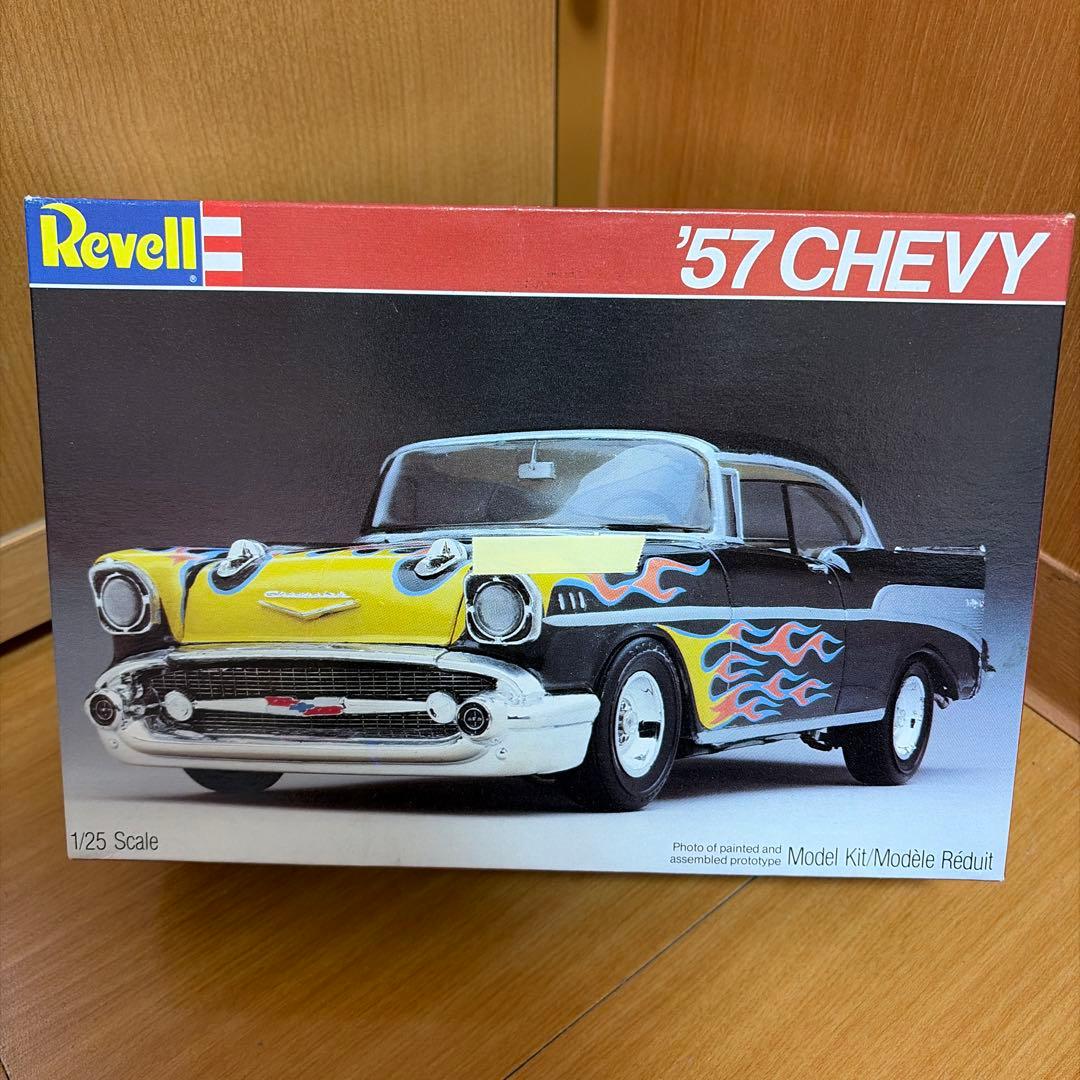 '57 CHEVY プラモデルキッド