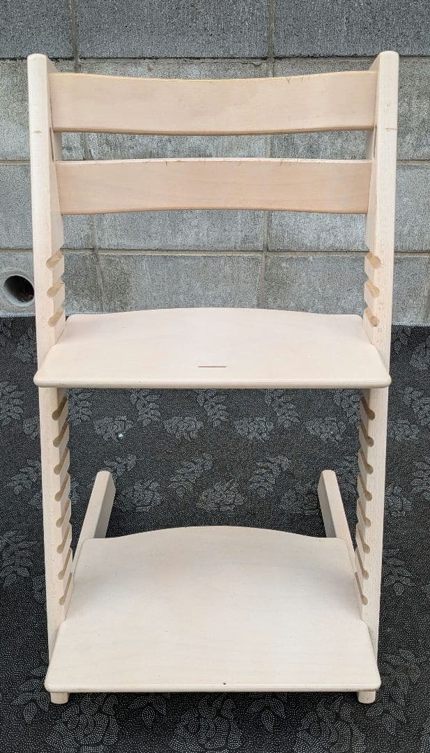 ストッケ　トリップトラップ　アイボリー