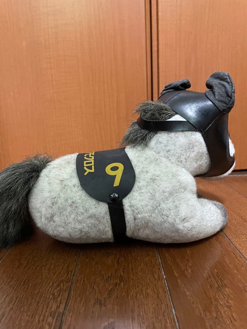 タマモクロス　ぬいぐるみ　黒メンコ（吸盤付き）