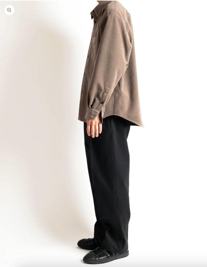 Cornierコルニエ　FINX COTTON GABARDINE SLACKS