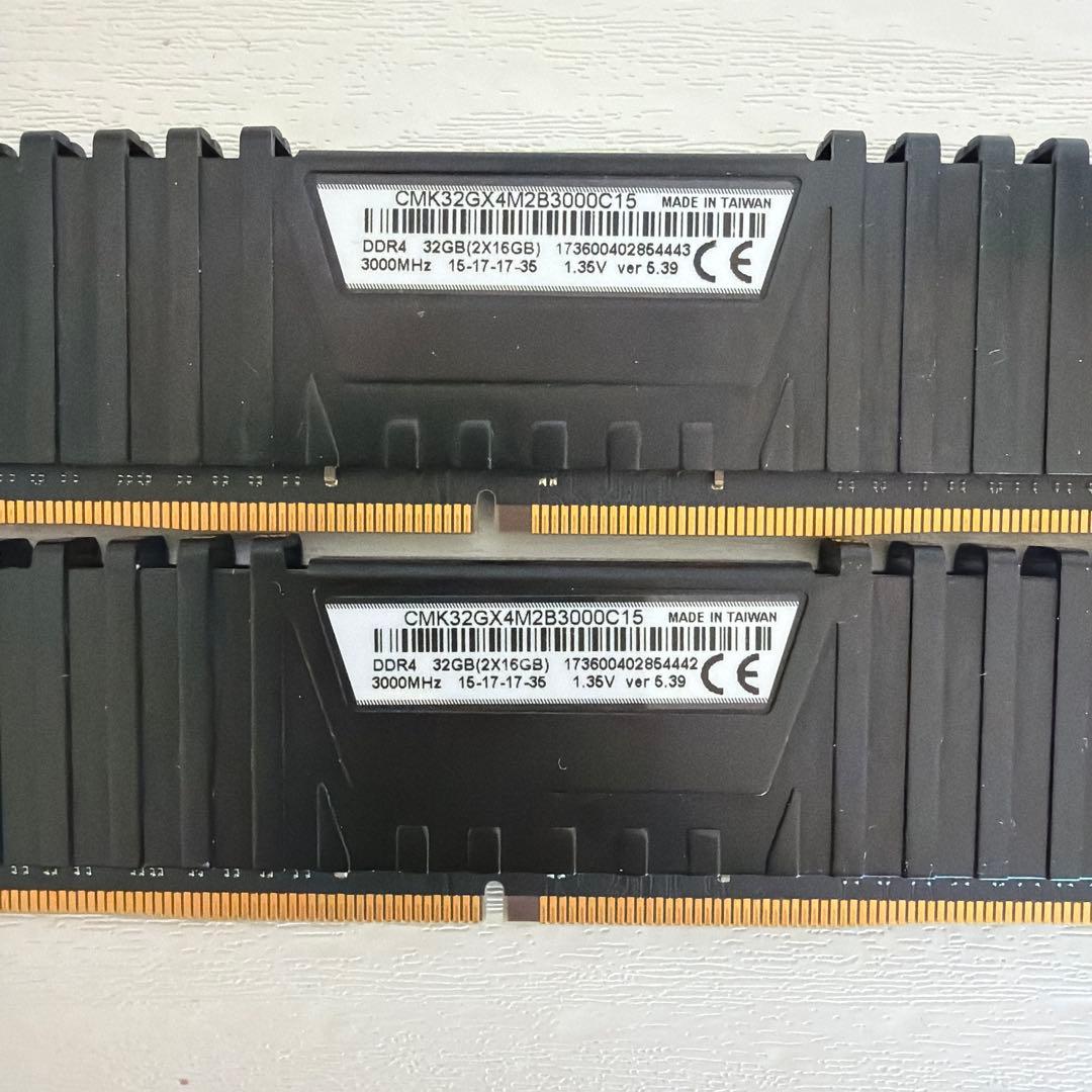 CORSAIR DDR4 メモリモジュール VENGEANCE LPX