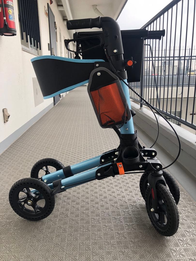 歩行器 1回のみ使用【美品】