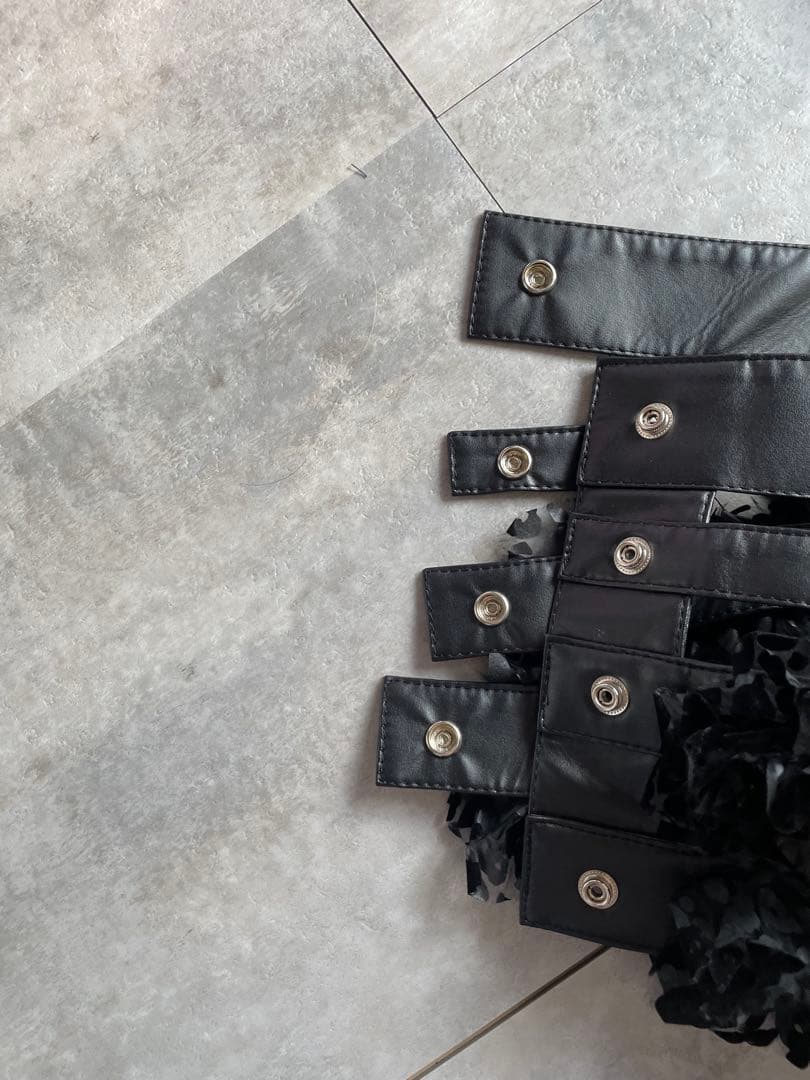 【noir kei ninomiya】　フリルビスチェ