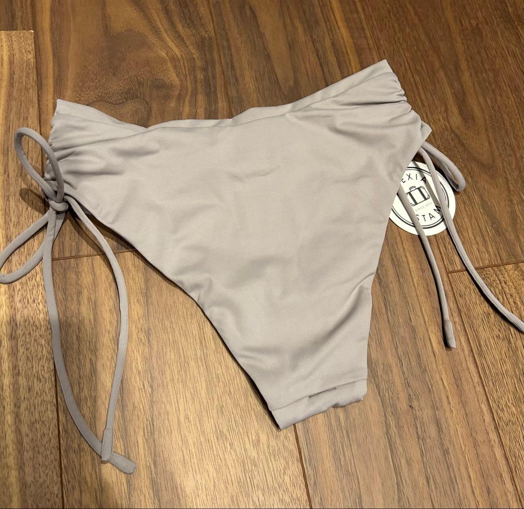 【新品未使用】ALEXIA STAM Shakerカラー Mサイズ ボトムのみ